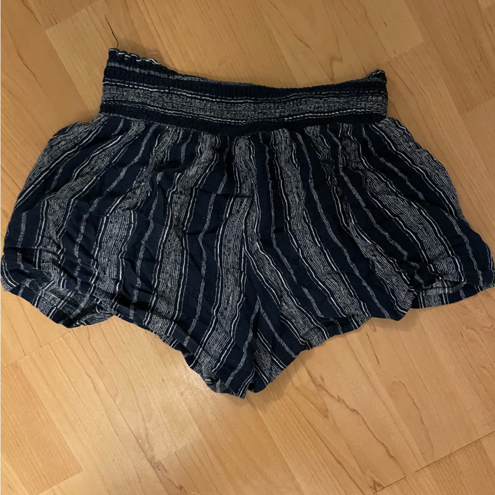 Charlotte Russee flowy shorts size XS